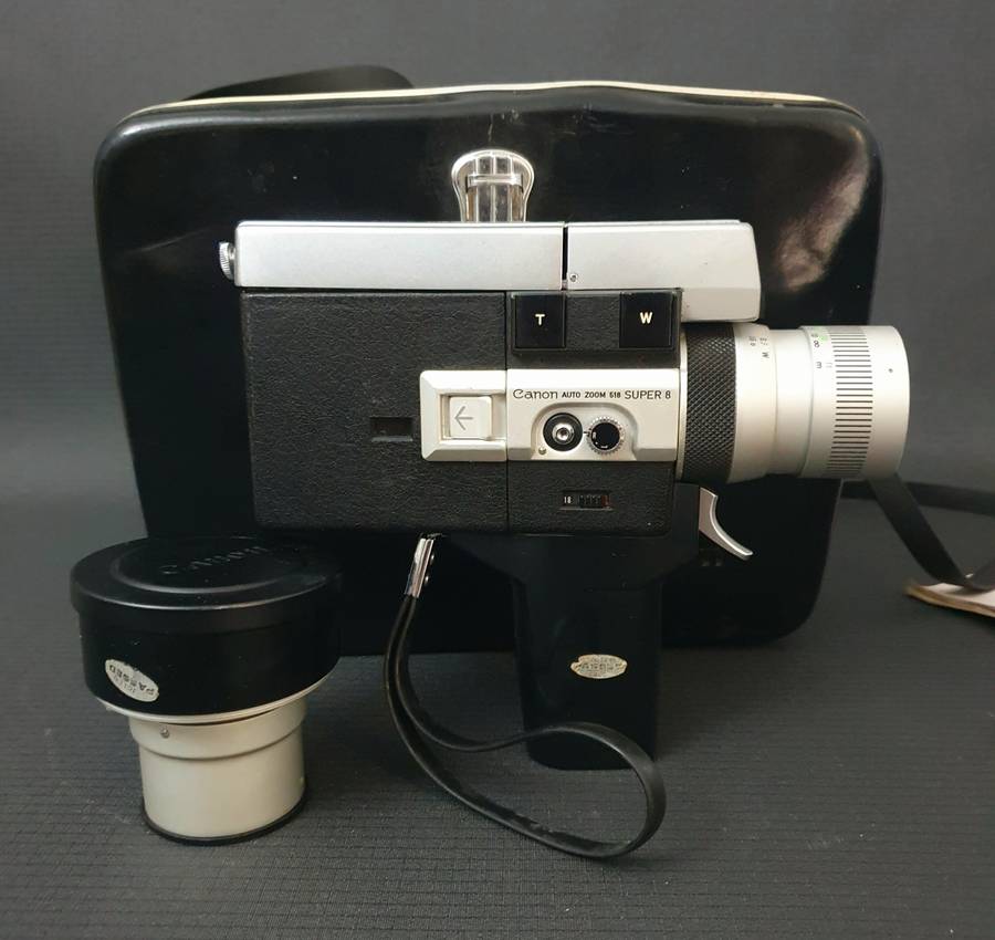 Cannon Super 8 Auto Zoom 518 in Leather Cannon Carrier