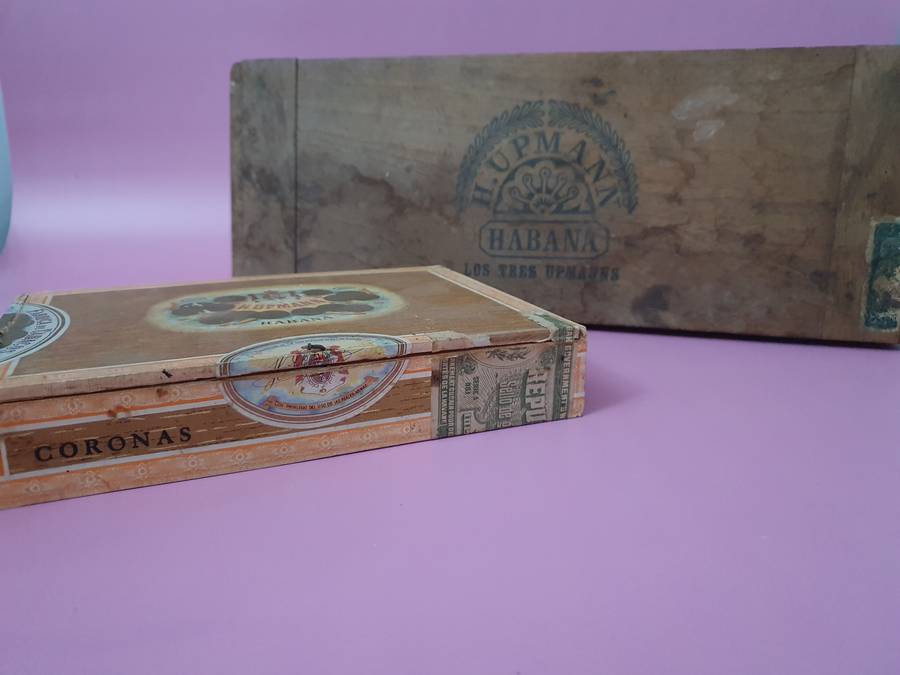 Vintage H. UPMANN Habana Cuban Cigars in Box   Made in Cuba