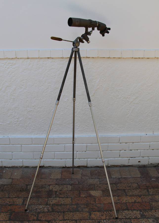 Vintage Tasco Telescope Achromatic Coated Lens Japan with Arrow Adjustable Tripod Chicago