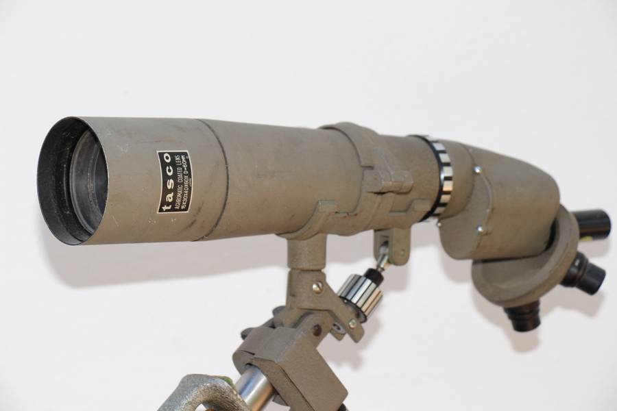Vintage Tasco Telescope Achromatic Coated Lens Japan with Arrow Adjustable Tripod Chicago
