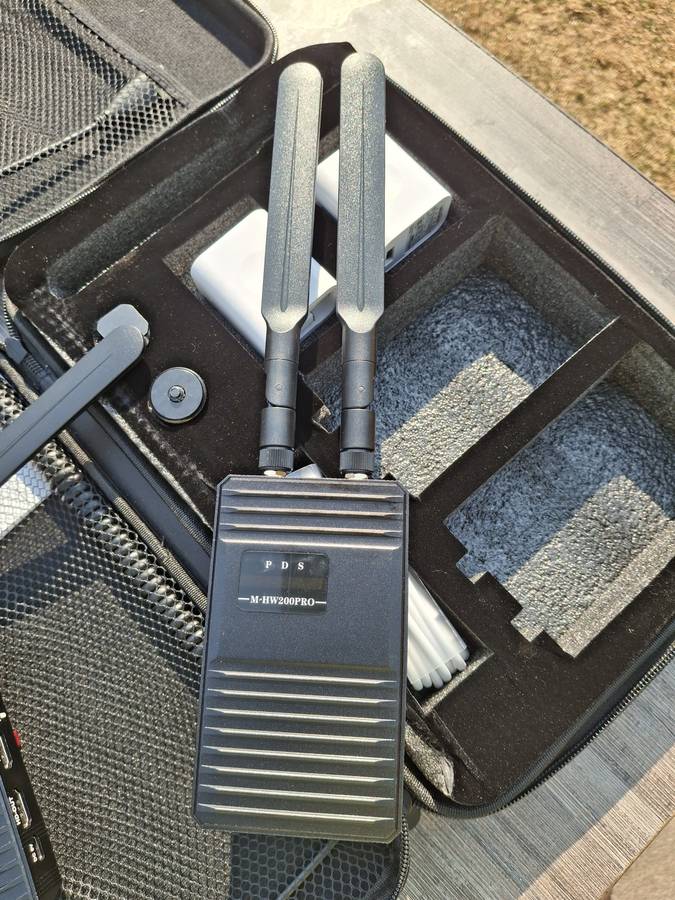 HDMI Wireless Transmitter & Receiver Set (M-HW 200 Pro)