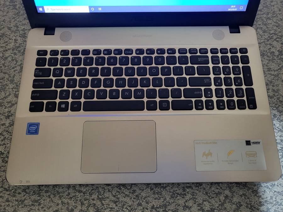 Asus X541s