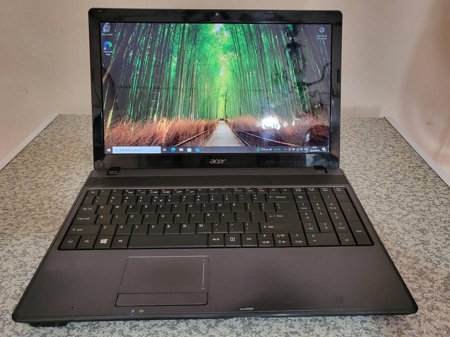 Acer Aspire 5349 Core i5 Notebook 500GB HDD 4GB Ram