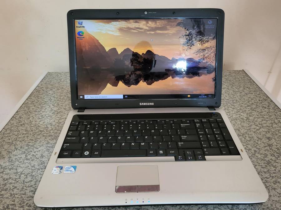 Samsung RV510 laptop