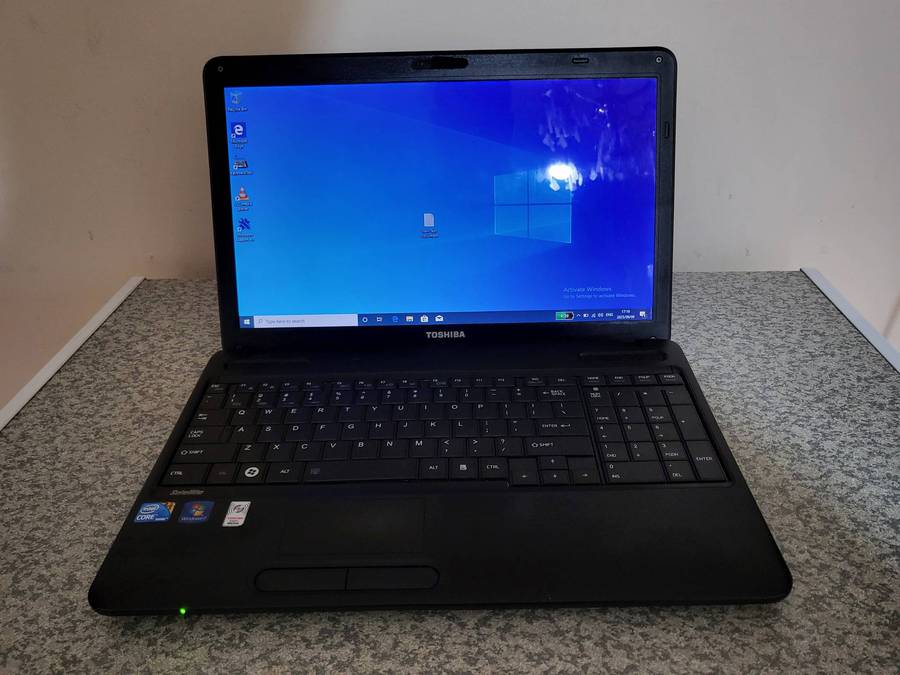 Toshiba Satellite C650  Core i3 Laptop
