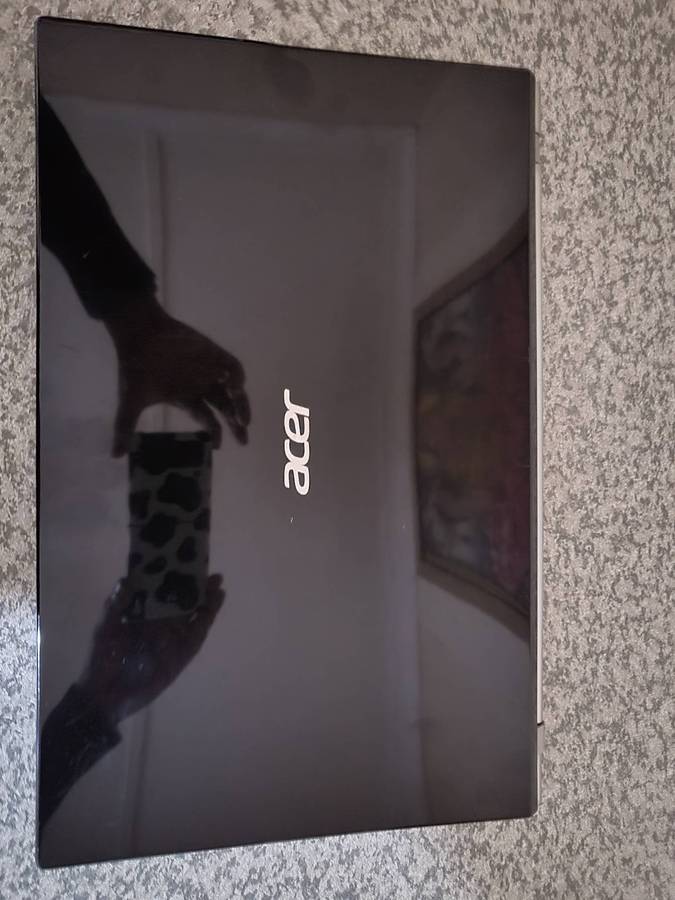 Acer Aspire V3-531 i5  Reliable Everyday Laptop