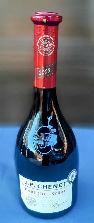 J.P Chenet 2005 Cabernet Sauvignon Syrah french wine very rare.