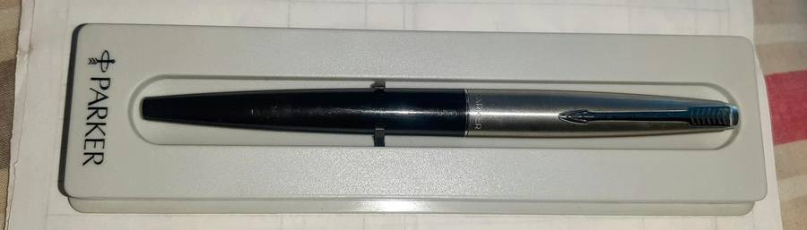 Parker 45 Flighter fountain pen in original case.Vintage
