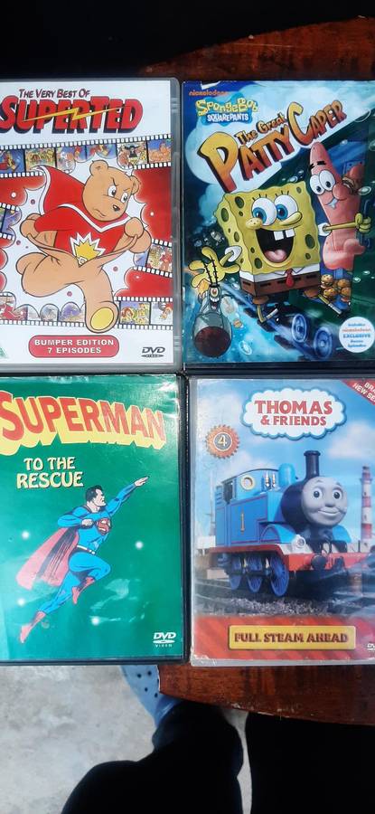 Selection of 24 children dvd's and marvels of all sorts. Look at pics.