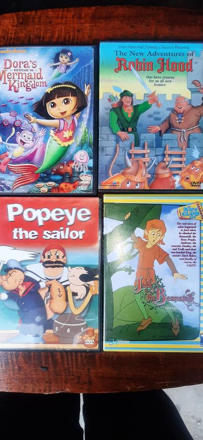 Selection of 24 children dvd's and marvels of all sorts. Look at pics.