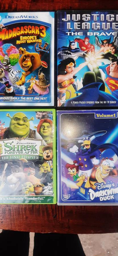 Selection of 24 children dvd's and marvels of all sorts. Look at pics.