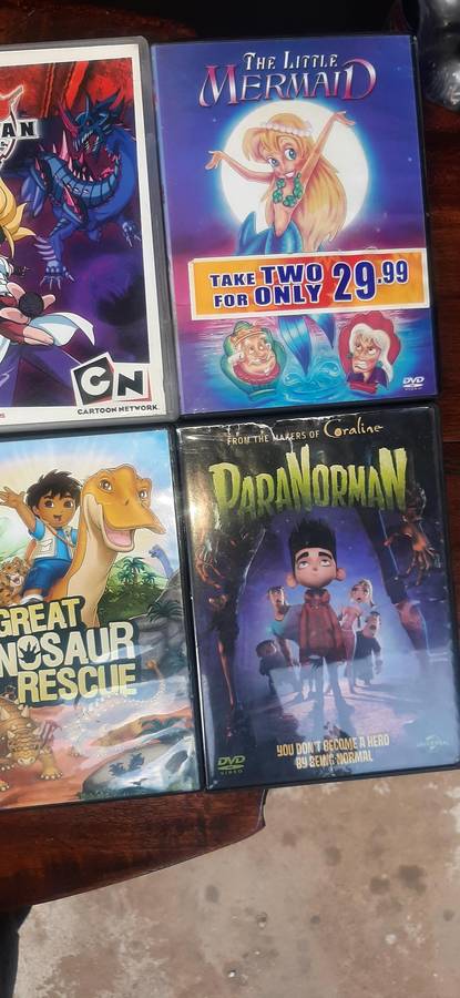 Selection of 24 children dvd's and marvels of all sorts. Look at pics.