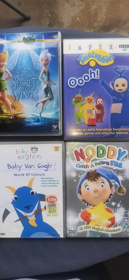 Collection of 11 kids dvd's  and pc games.Dispription on pictures