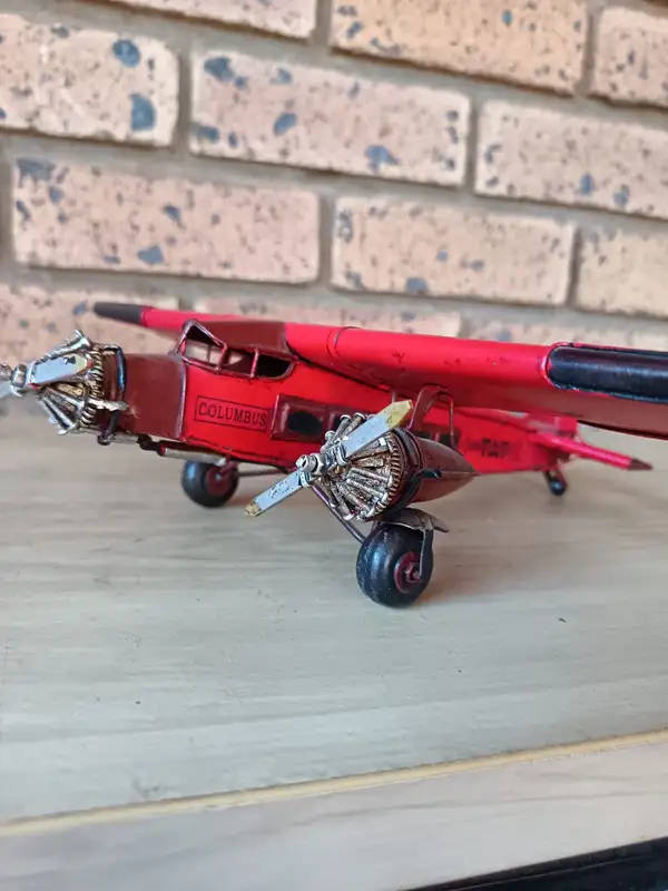 ford tri motor three engine airplane model metal decoration collection in very good condition