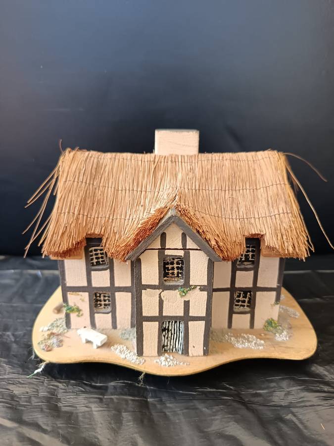 vintage Pauline Ralph Reuge music box