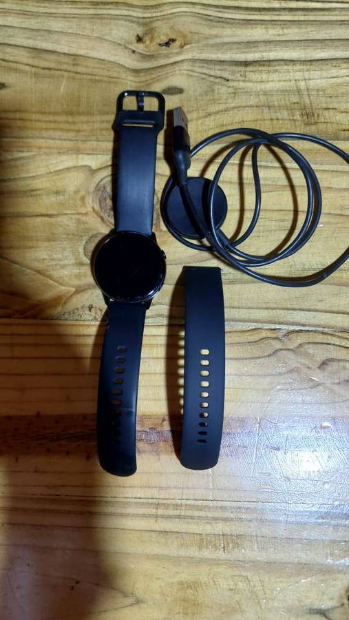 Faulty Samsung Smart watch for Parts/Repair