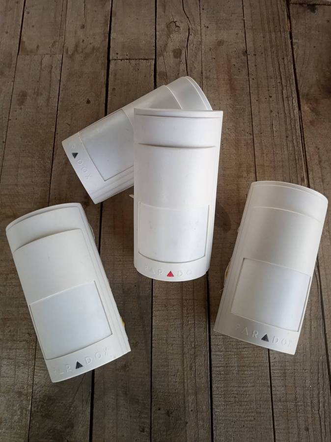 Paradox PMD2 Wireless PIR Motion Detector