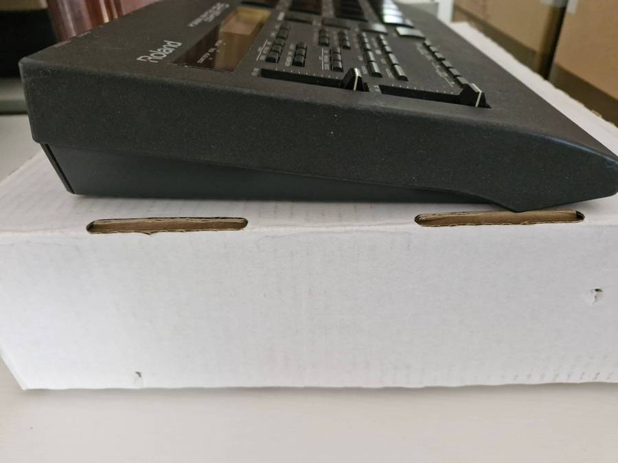 Roland R-5 - Human Rhythm Composer Drum Machine - with Power Supply - Vintage