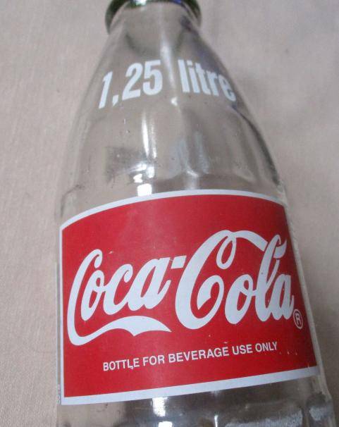 OLD S.A. 1,25 LITRE COCA-COLA GLASS BOTTLE
