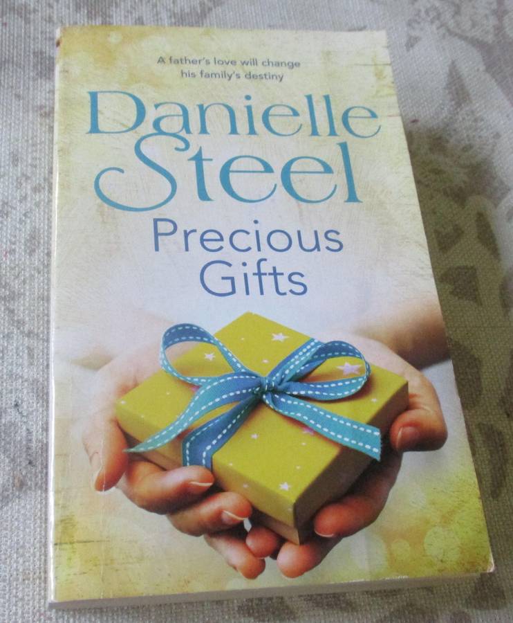 PRECIOUS GIFTS - DANIELLE STEEL