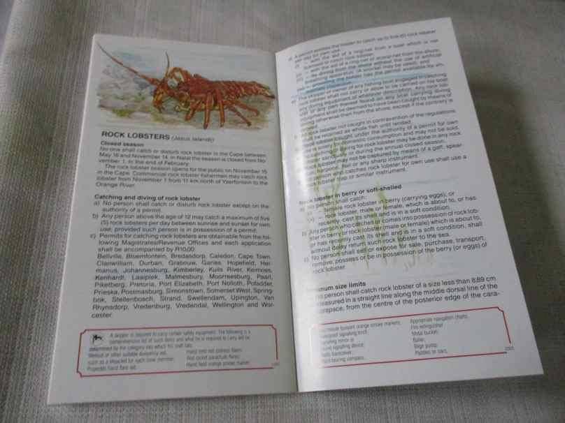 SAFMARINE GUIDE TO THE PROTECTION OF SOUTH AFRICA'S MARINE LIFE ( 80's )