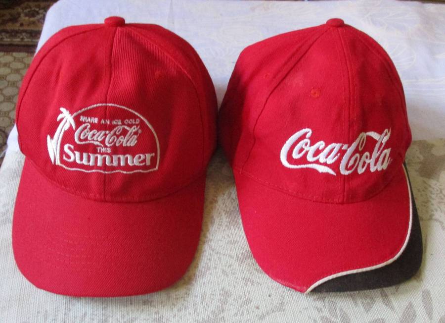 COCA-COLA - CAPS x 2
