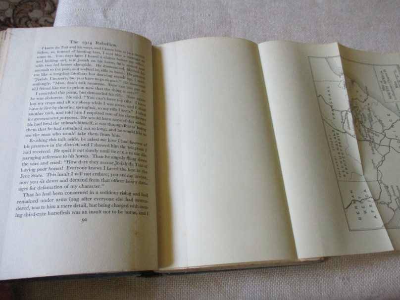 TREKKING ON - DENEYS REITZ