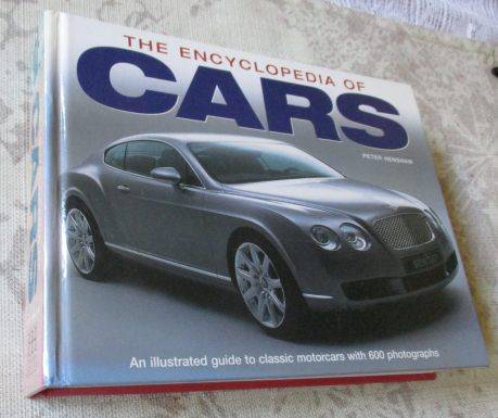THE ENCYCLOPEDIA OF CARS - PETER HENSHAW