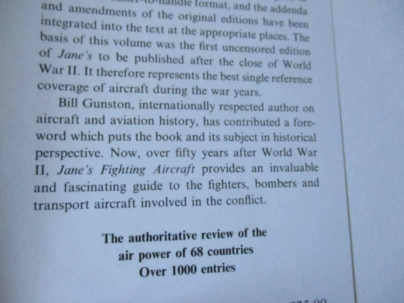 JANE'S FIGHTING AIRCRAFT OF WORLD WAR II - A COMPREHENSIVE ENCYCLOPEDIA WITH MORE THAN 1000 ILLUST.