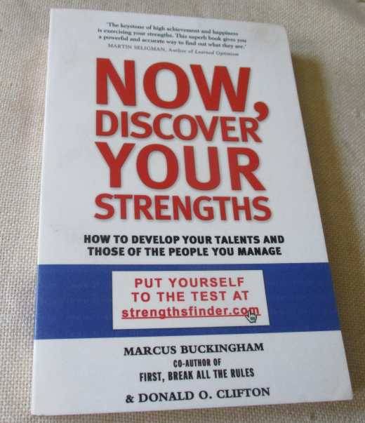 NOW DISCOVER YOUR STRENGTHS - MARCUS BUCKINGHAM