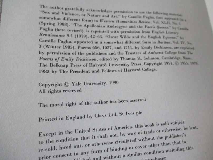 SEXUAL PERSONAE - ART AND DECADENCE FROM NEFERTITI TO EMILY DICKINSON - CAMILLE PAGLIA