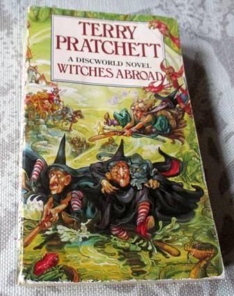 Witches Abroad - Terry Pratchett - Discworld Novel