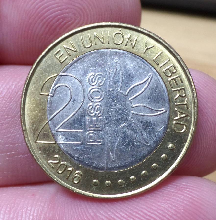 *R1 Auction* Argentina 2 Pesos 2016 - 200yrs Independence