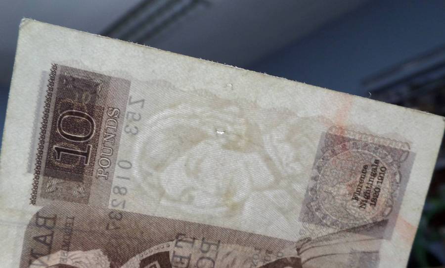 UK 10 Pounds 1980