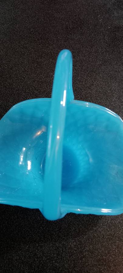 Exquisite Blue Fenton Glass Basket