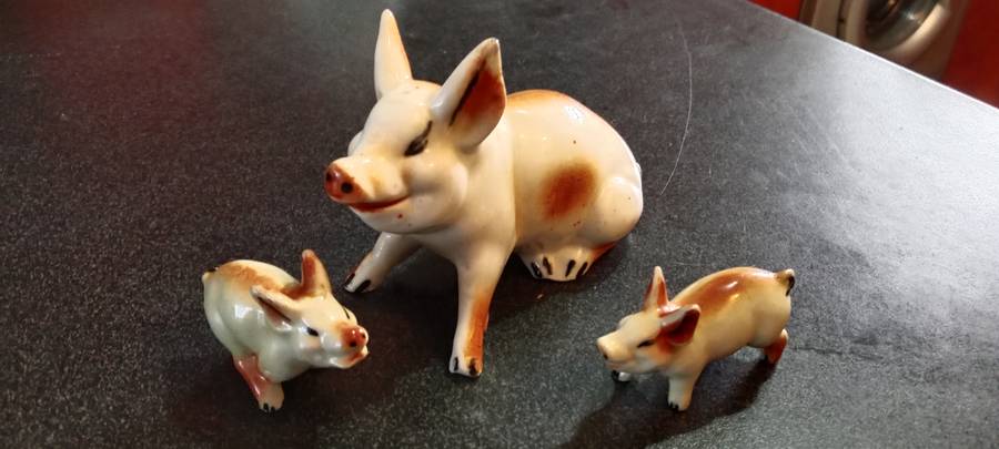 Vintage Beswick pig