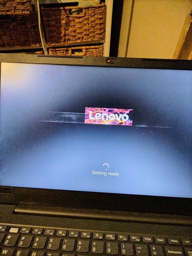 Lenovo V330-15ikb I5 8th gen