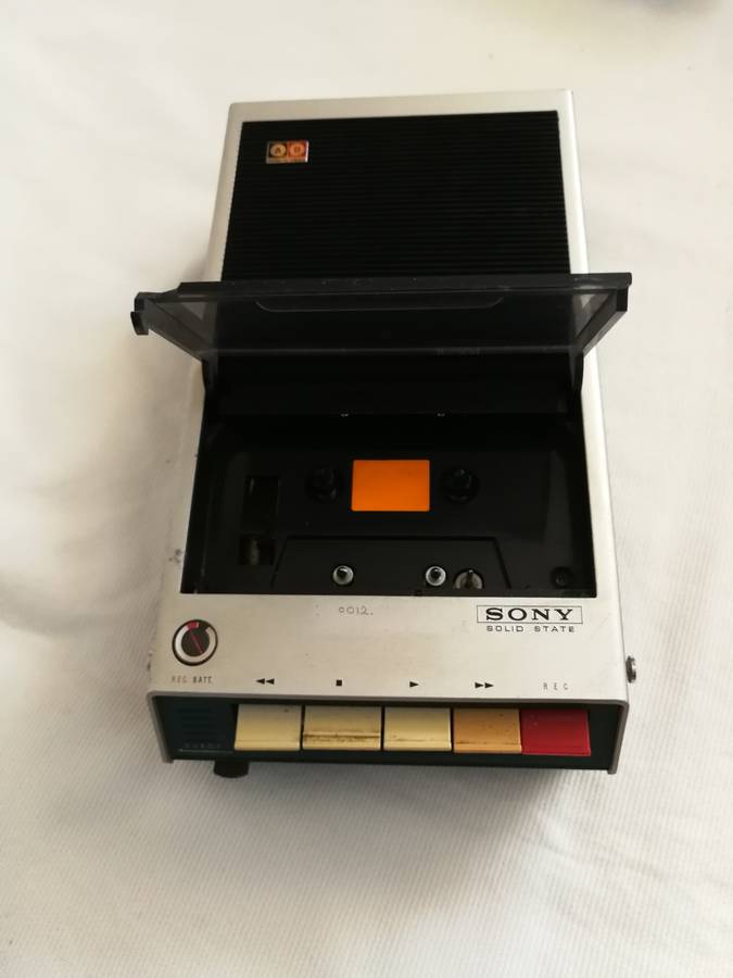 Sony TC-110 Solid State Tape Recorder Casette- Player, Made In Japan , 70s