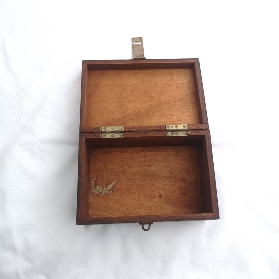 VINTAGE HAND MADE WOOD TOOL BOX- LOCKABLE