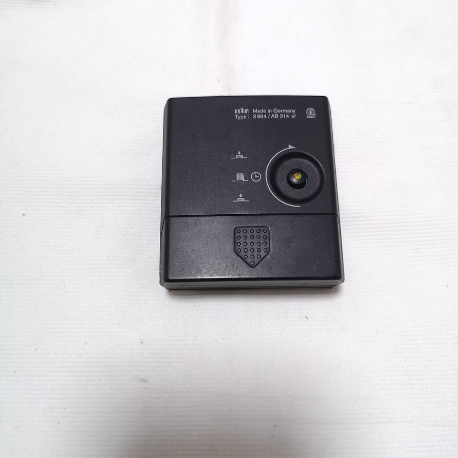 Vintage BRAUN Quartz AB314 SL Travel Alarm Clock Black Pocket Size Made In Germany