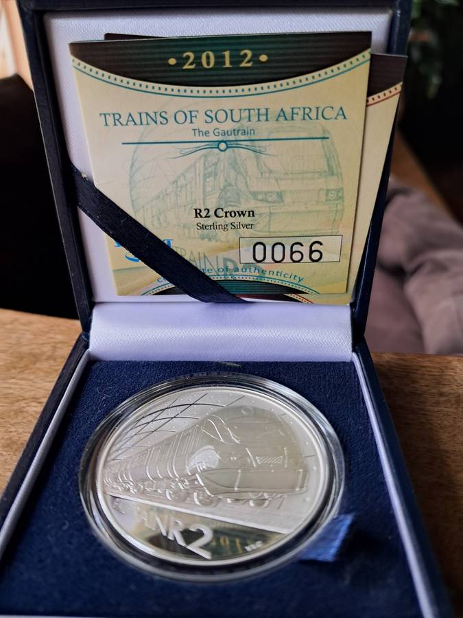 TRAINS OF SOUTH AFRICA - THE 1 OZ SILVER 2 RAND 2012 - GAUTRAIN - IN MINT BOX WITH CERTIFICATE