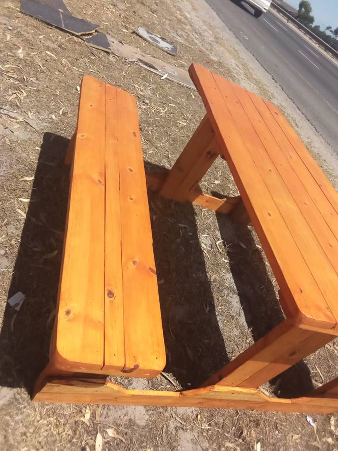 BENCHES - 6 SEATER