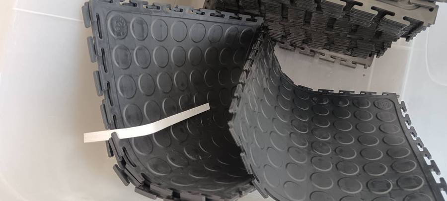 HS Fitness PVC Interlock Flooring