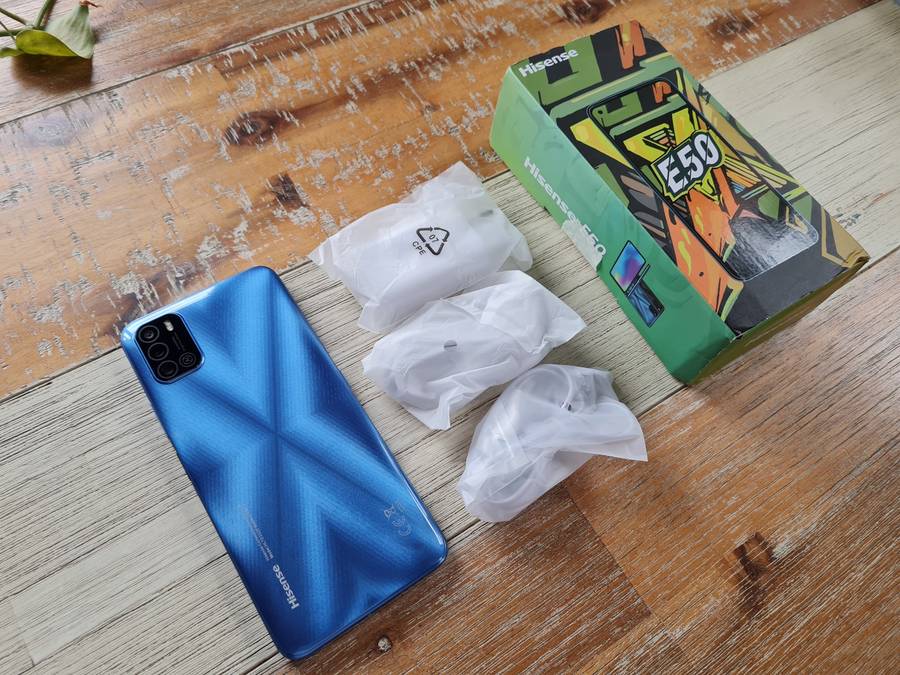 Hisense E50 64GB Blue