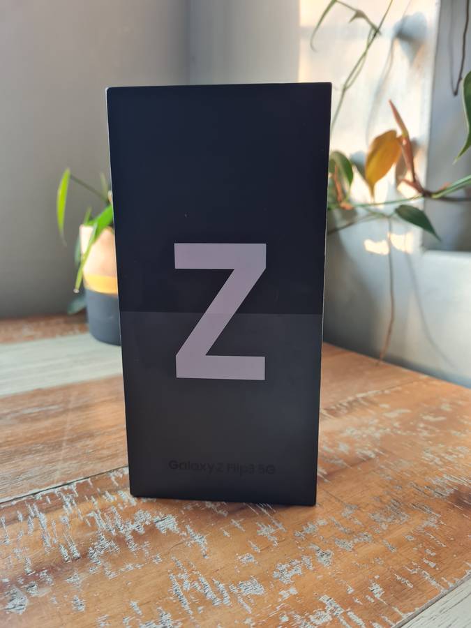 Samsung Galaxy Z Flip3 256GB Lavender