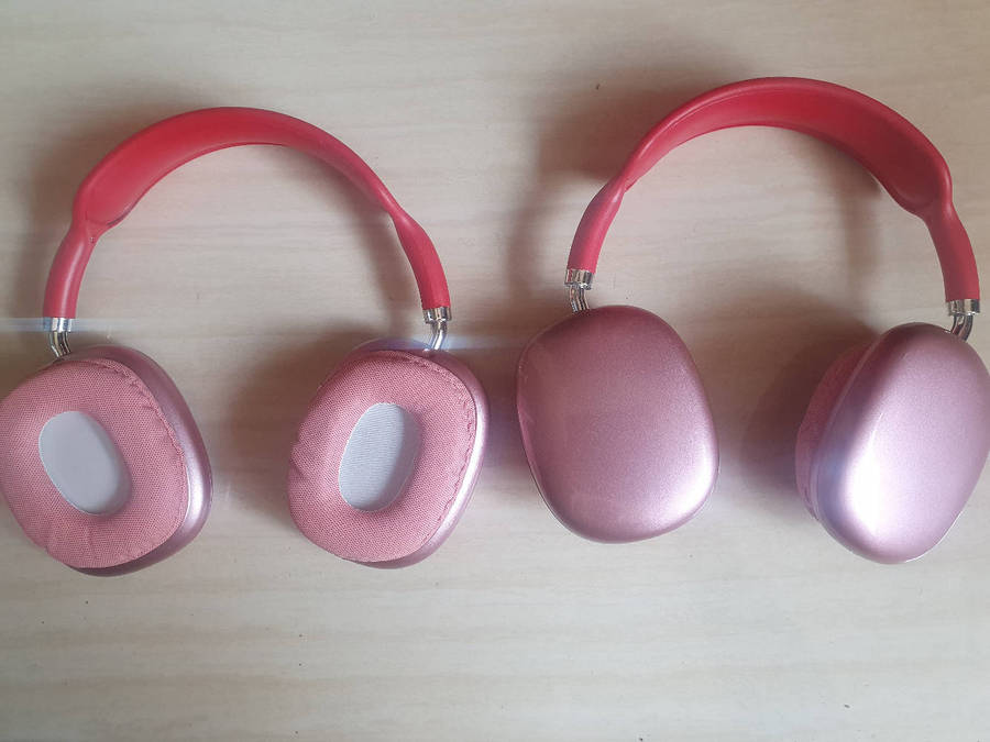 Set of 2 pink P9 wireless Bluetooth headphones