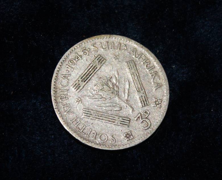 1945 3 Pence (3D) Tickey (80% Silver)