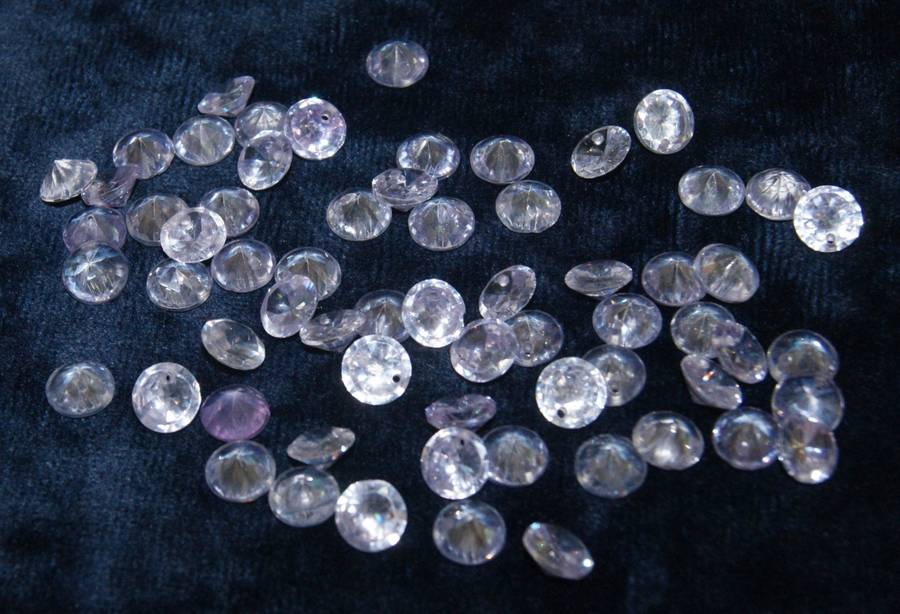 Light Purple 1.2ct gem quality round cut amethyst stones (bid per stone)