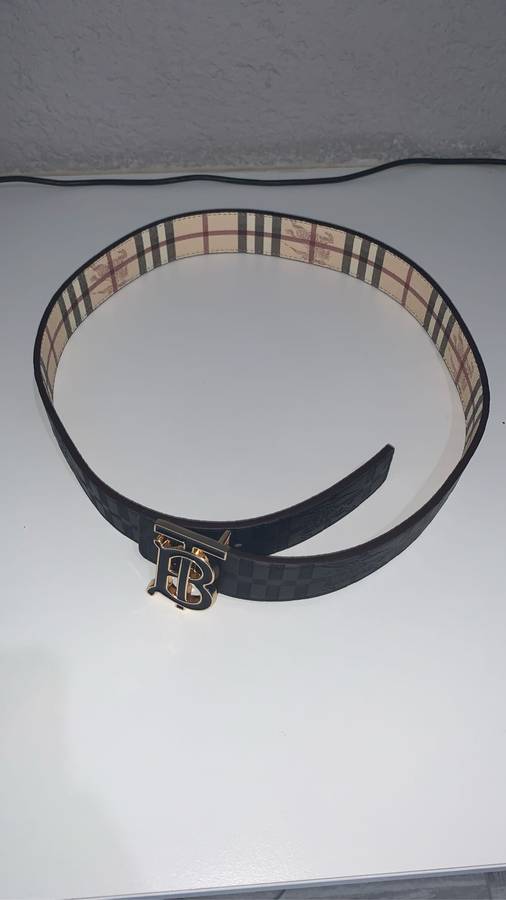 Burberry reversible belt