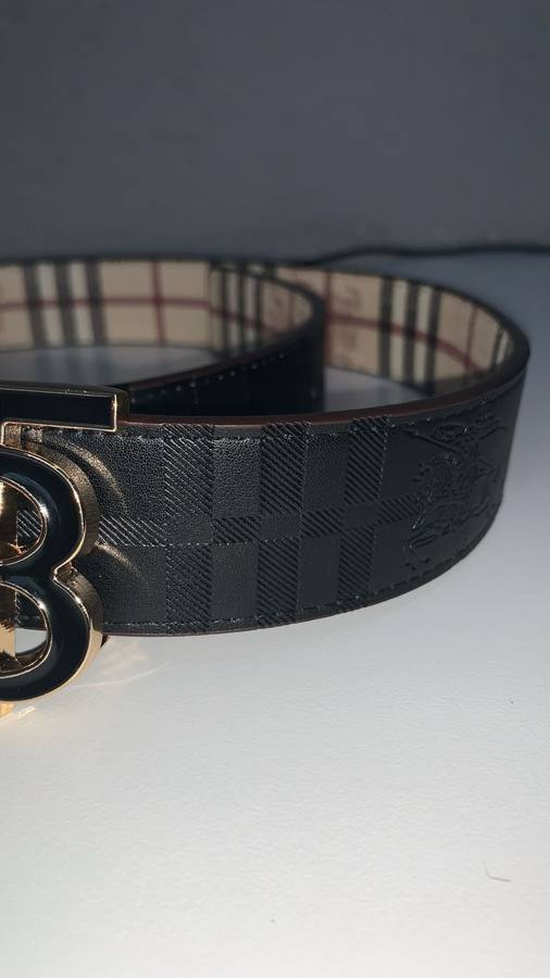 Burberry reversible belt